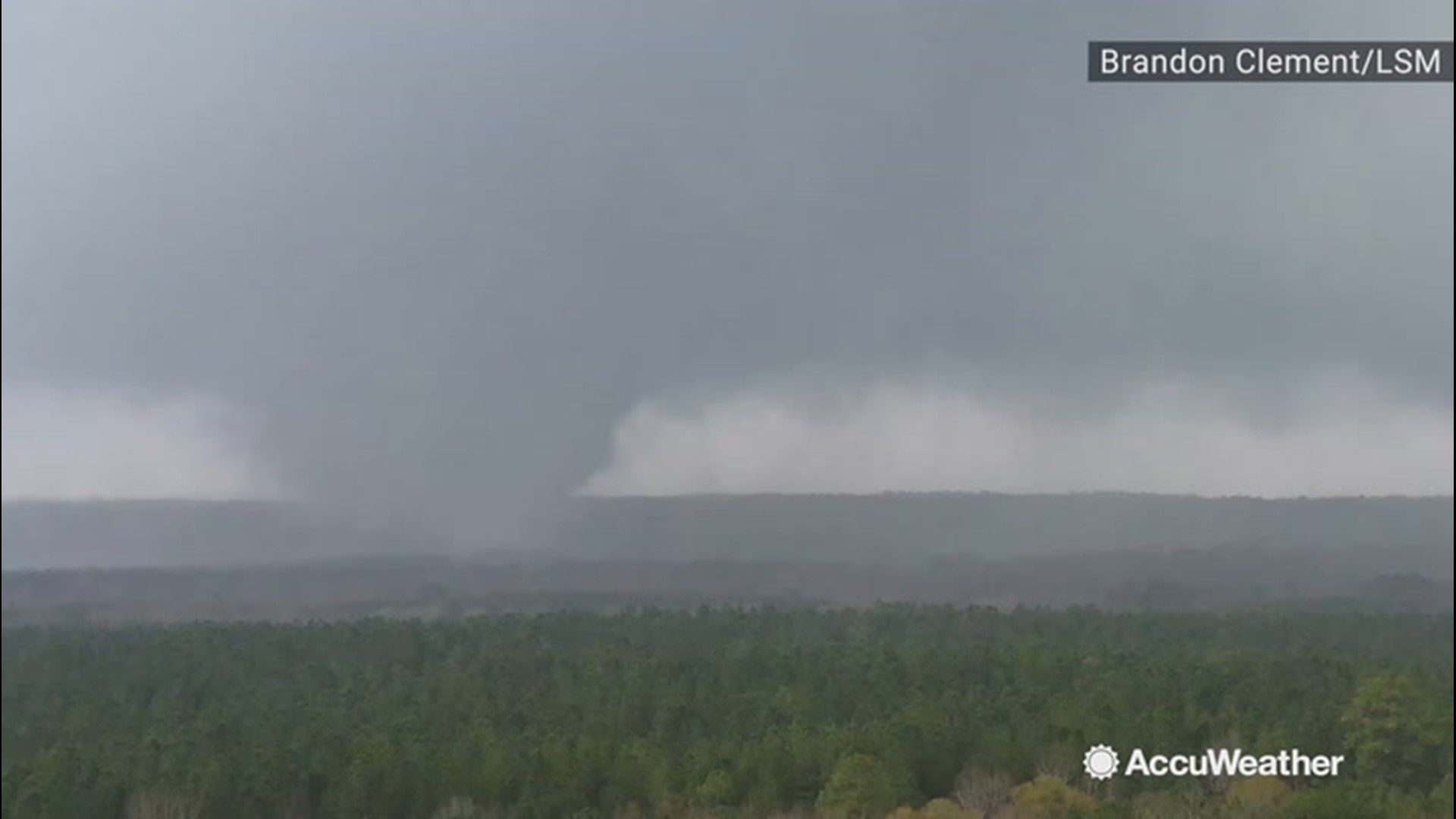 A stovepipe tornado was filmed near Roxie, Mississippi on Dec. 16. This was one of many tornadoes in southwestern Mississippi, during the afternoon.