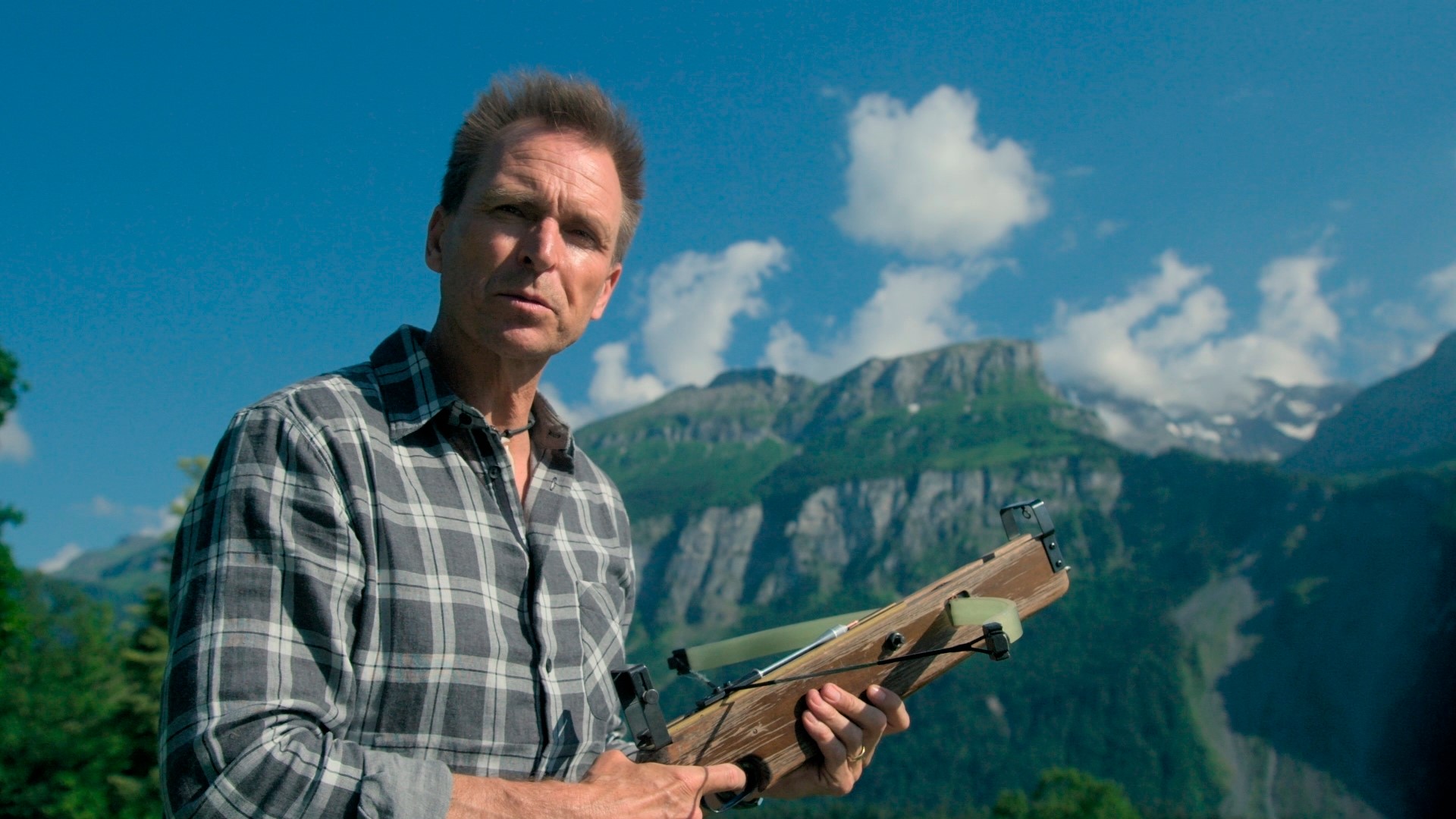 Former 'Amazing Race' contestants file $8M lawsuit, claim show falsely ...