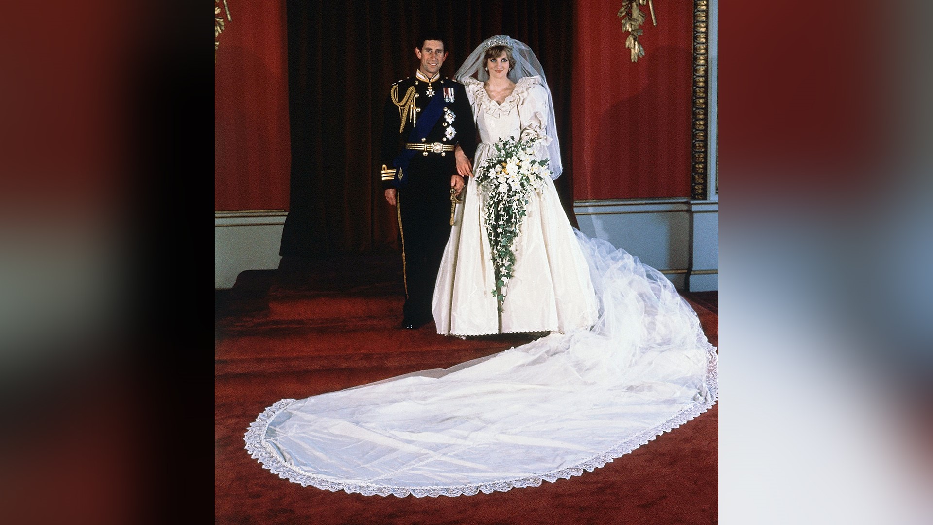 Princess Dianas Wedding Dress On Display In London