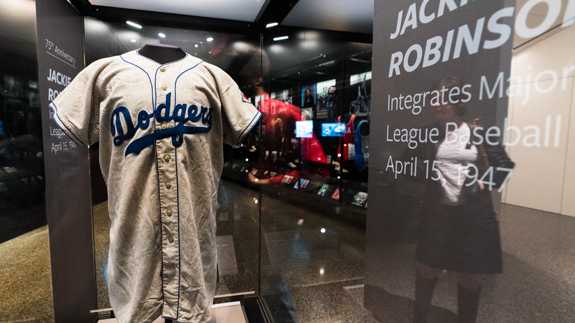 HR Jersey! Braves #42 GAME WORN Jackie Robinson Jersey MLB Authenticated  4-15-15