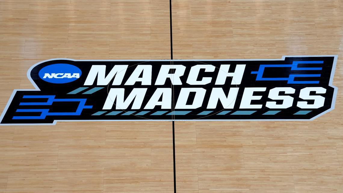 What is the average number of points scored in the March Madness final