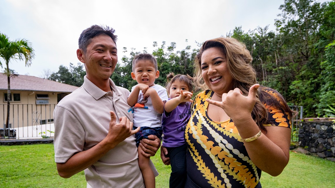 It's not just 'hang loose.' Lawmakers look to make the friendly 'shaka' Hawaii's official gesture | abc10.com