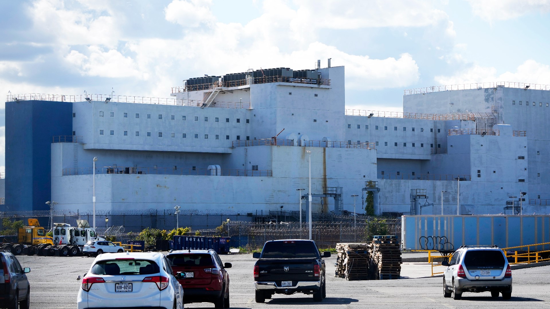 The ship will be fully vacated by the end of this week, officials said, as part of a broader plan to replace New York's long-troubled correctional system.