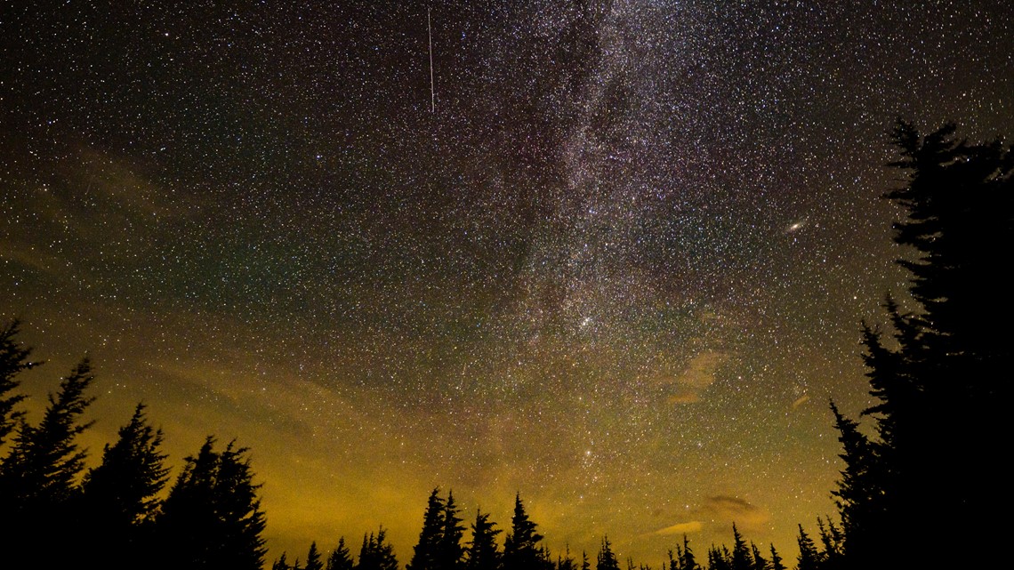 August's Night Sky Will Bring Supermoons, a Meteor Shower and More