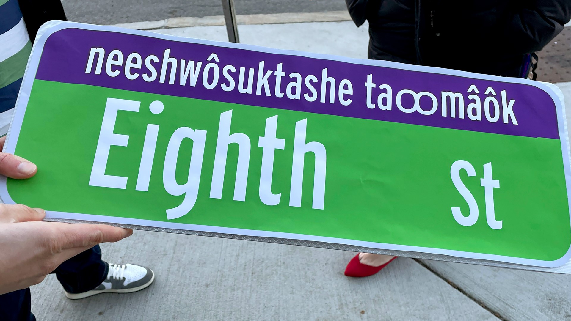 More US states add Native American translations to street signs | abc10.com