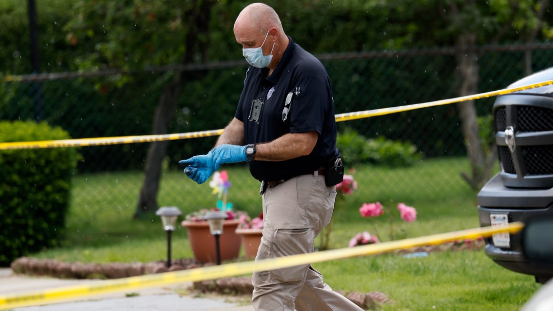 Couple celebrating 50th anniversary stabbed to death in home - Vimarsana News