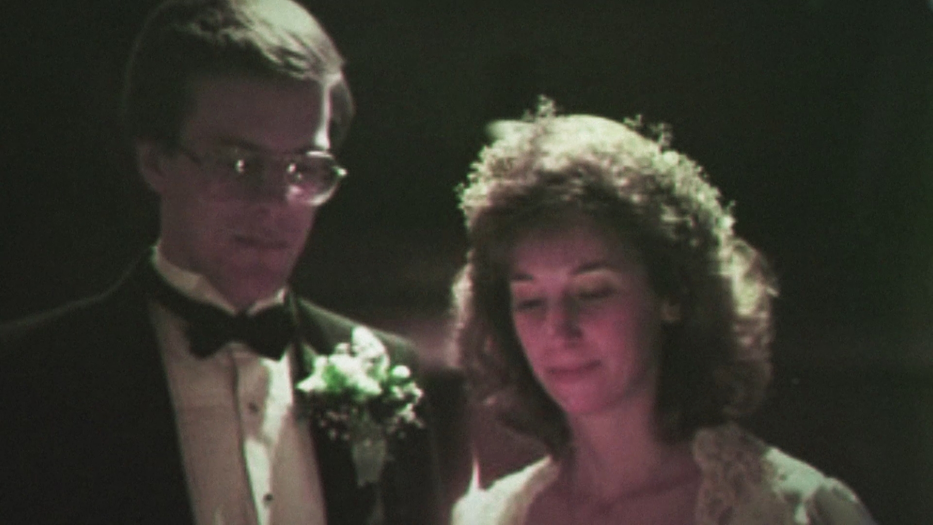 Mark Jensen seemed to be a mild mannered, loving husband - grieving over the suicide death of his wife Julie. But police found traces of antifreeze in her autopsy.