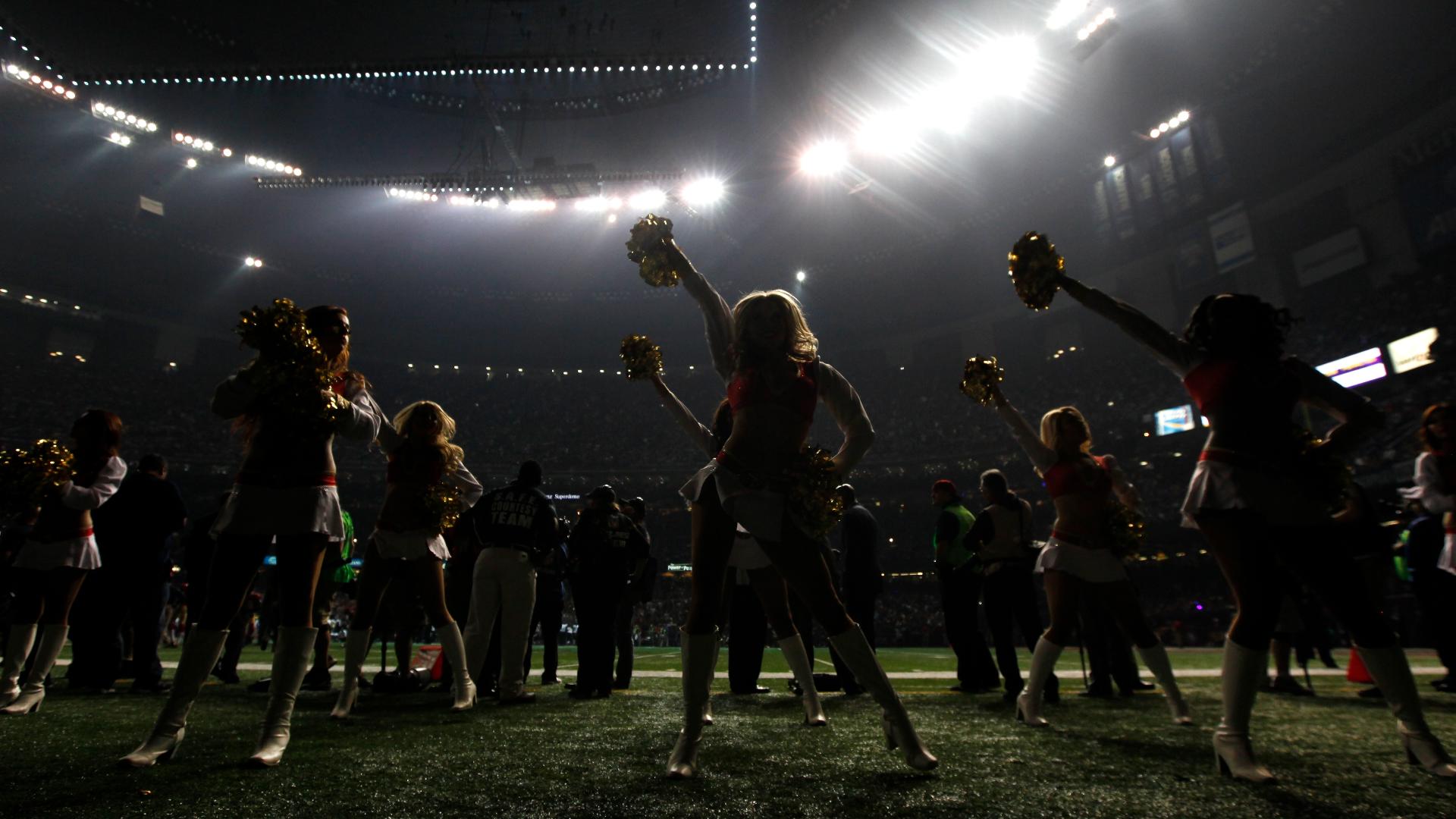 beyonce super bowl lights go out