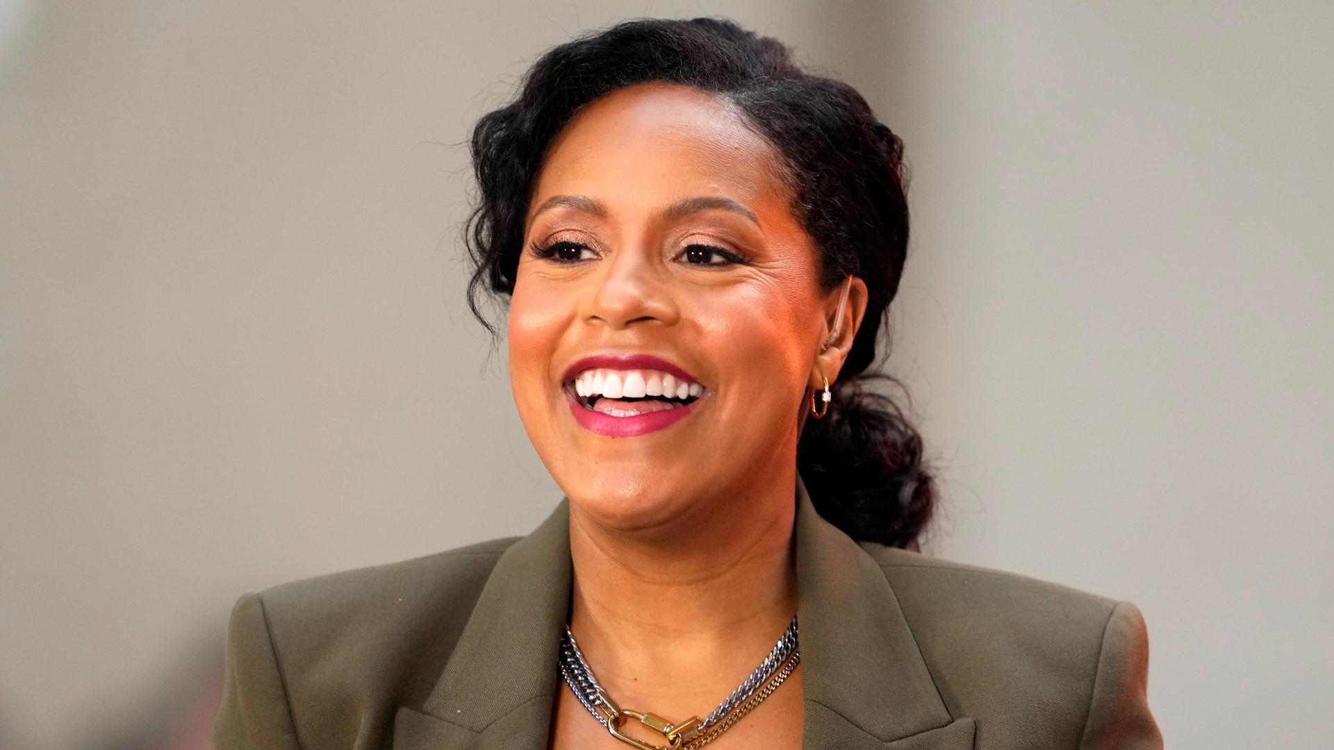 Sheinelle Jones named new cohost of TODAY’s fourth hour(00)