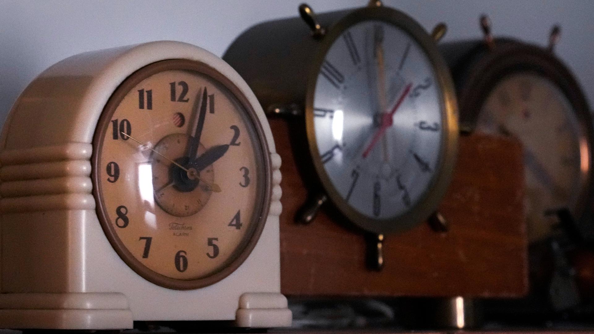 Time change Daylight saving time ends Sunday. Here's how to prepare