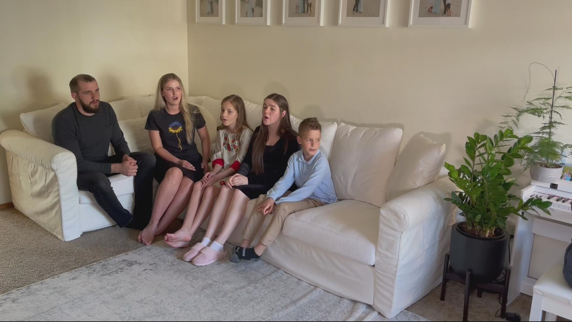 A family in Happy Valley is giving a Ukrainian couple a place to stay after they fled the war in Ukraine. KGW's Galen Ettlin has the story.