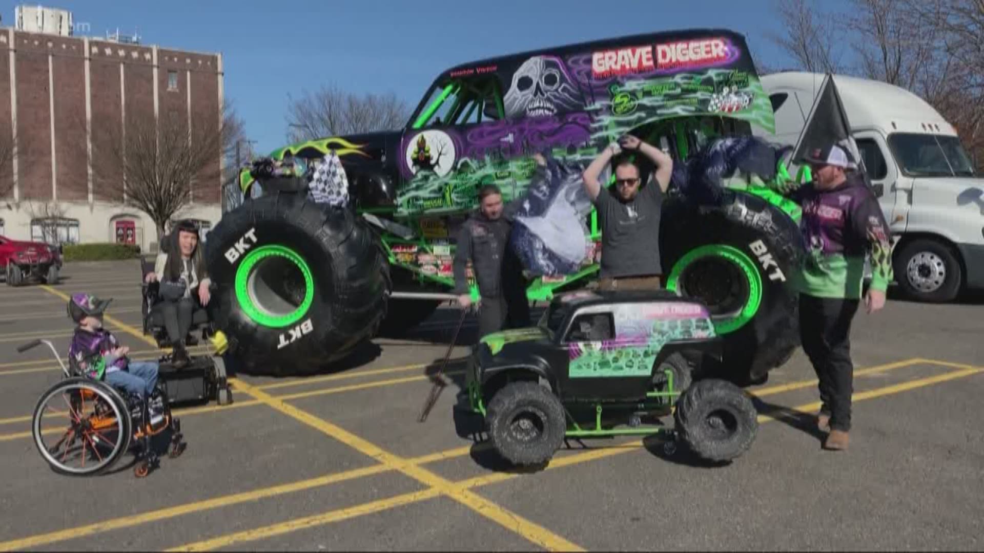 mini grave digger