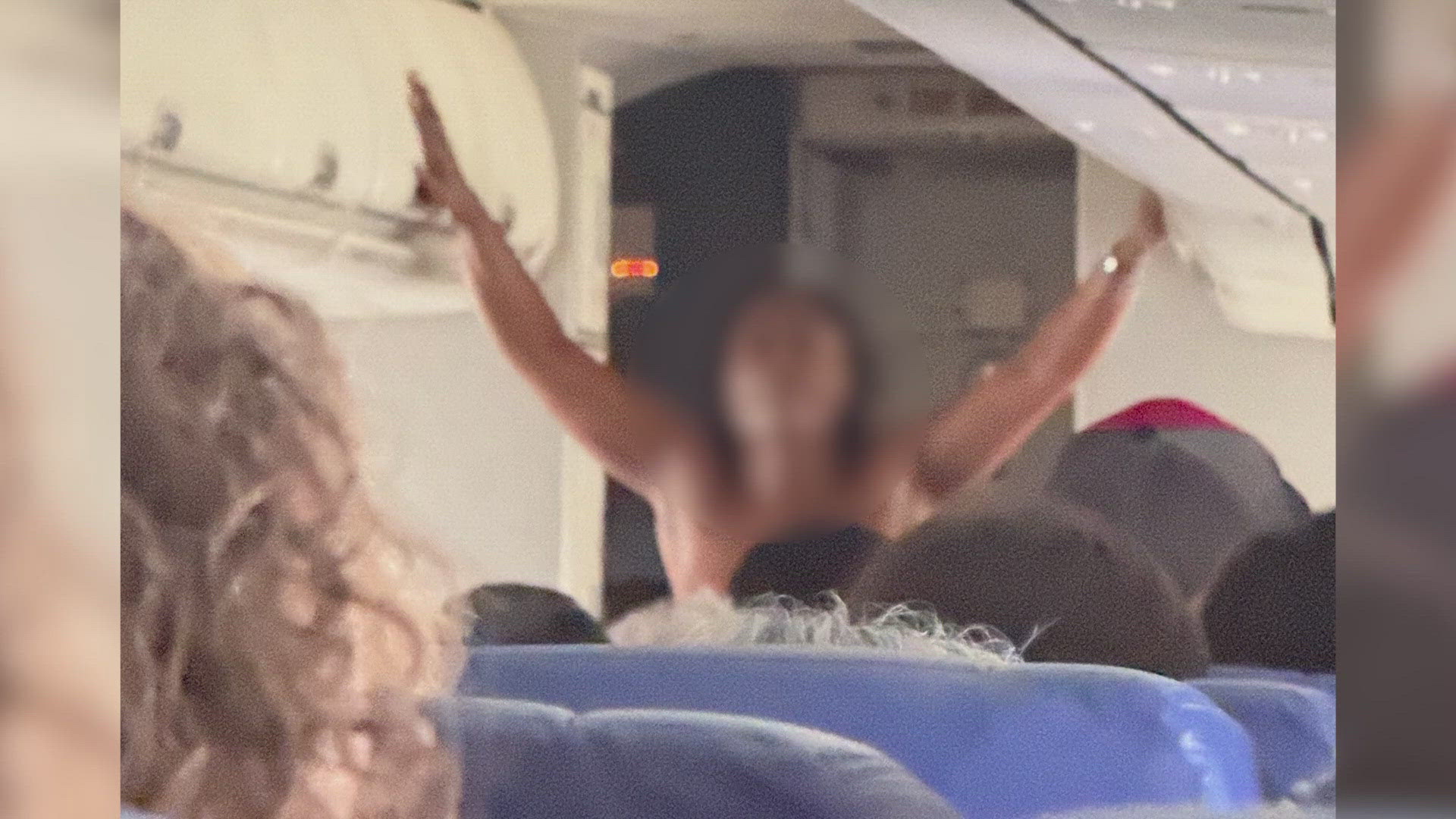 ‘She banging on the cockpit’ — Inside the wild scene on a Southwest flight abc10