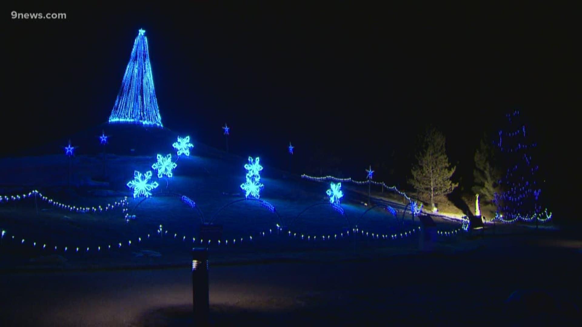 Winter Wonderlights is a walkable lighting attraction in the award-winning Chapungu Sculpture Park at Centerra in Loveland, Colorado.