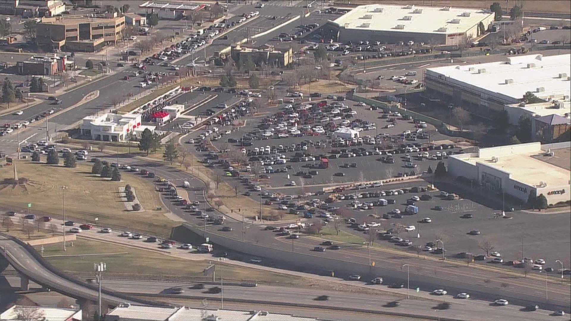 People Might Be Waiting 12 Hours For New Colorado In N Out Abc10 Com