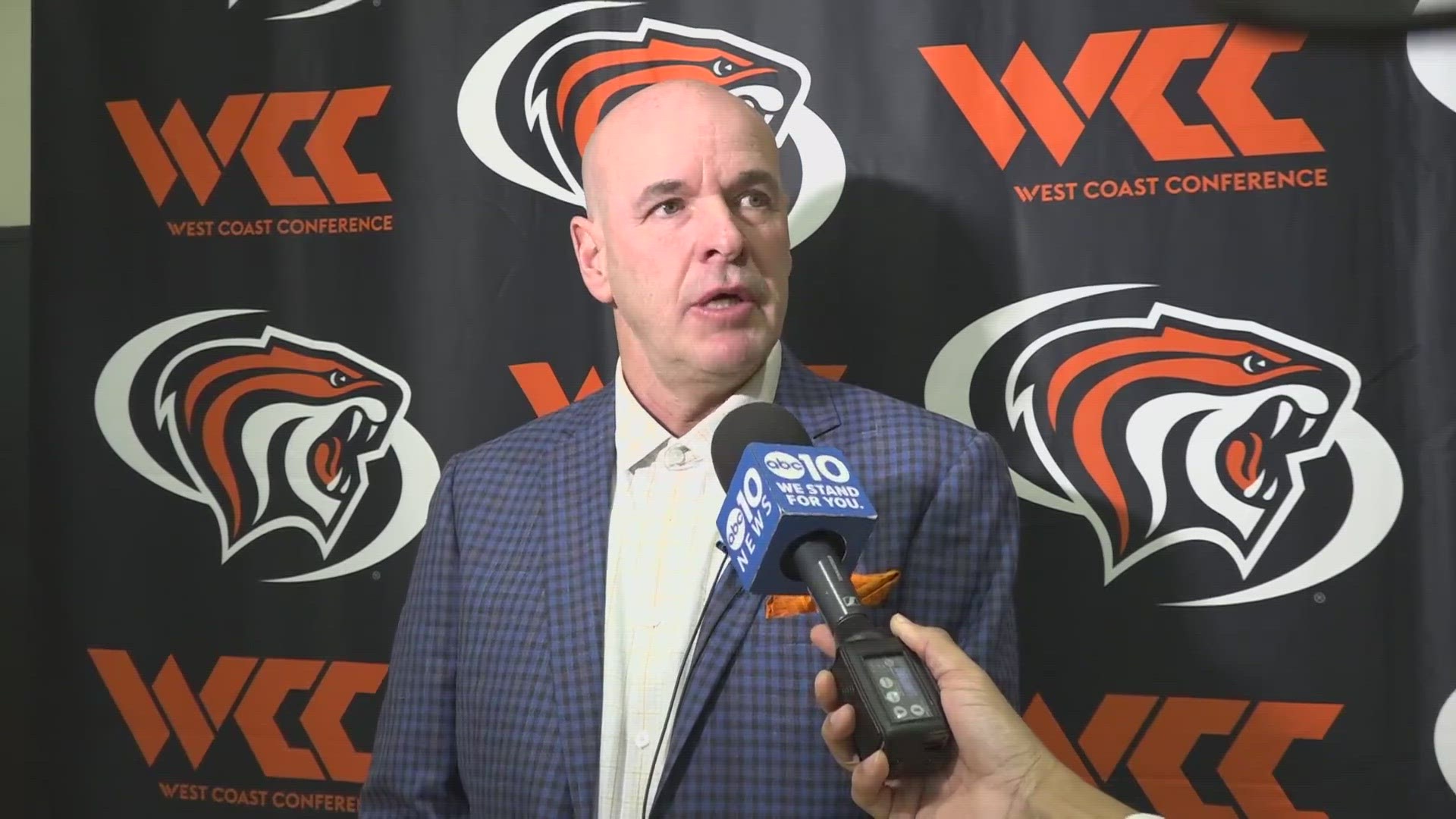 Head Coach Dave Smart and the Pacific Tigers started a new chapter in college hoops.