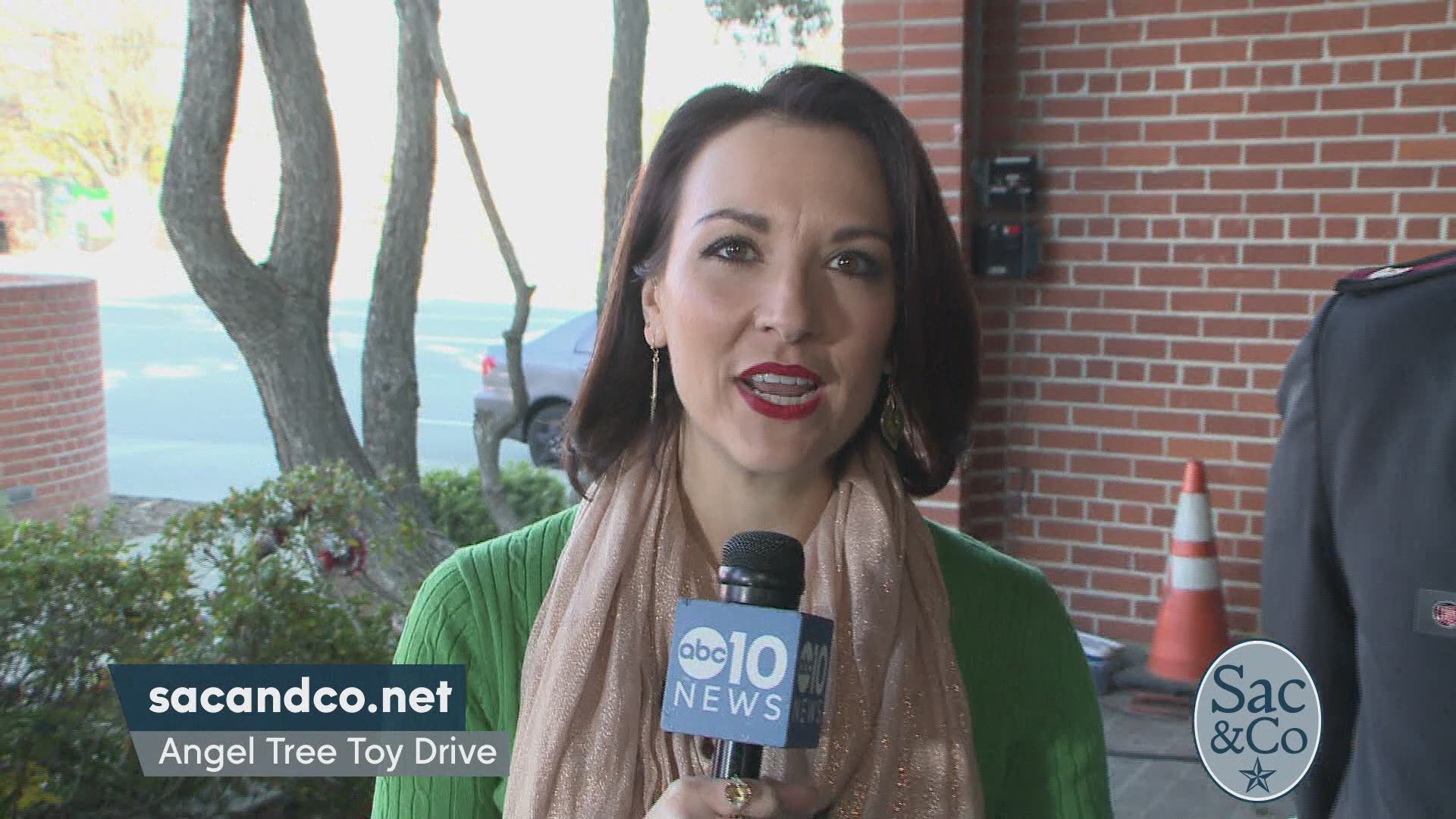 Mellisa speaks to the Salvation Army about the importance of giving back to the community through the Angel Tree. See how you can get involved!

Subscribe at: https://goo.gl/vai8Eu
Find ABC10 online: https://www.abc10.com/
Like ABC10 on Facebook: http