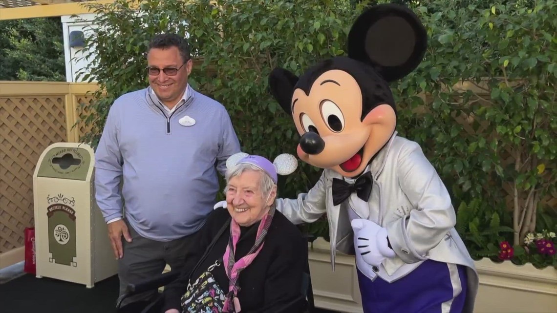 Rancho Cordova woman celebrates 100th birthday at Disneyland - Vimarsana News
