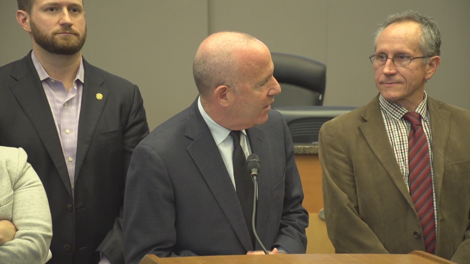 VIDEO: Mayor Steinberg holds presser on Stephon Clark killing
