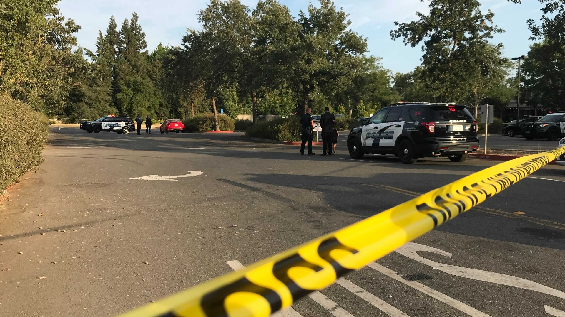 Elk Grove shooting leaves one injured
