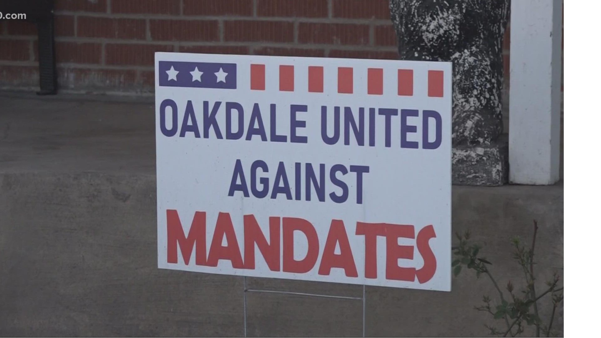 ABC10's Kurt Rivera spent the day in Oakdale to cover the fight over mask mandates.