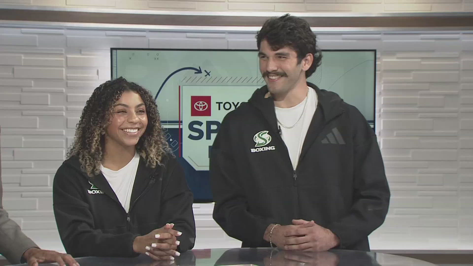 Sacramento State's boxing team, a part of Combat U, stopped by the ABC10 studio, catching up with Matt George and Kevin John.