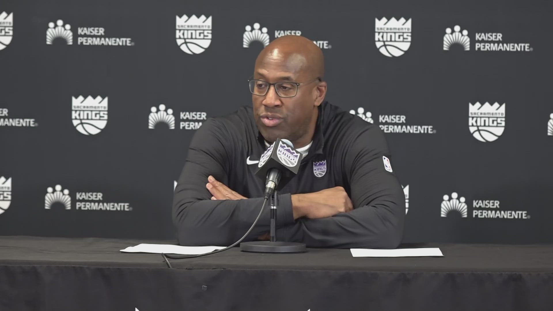 Sacramento Kings coach Mike Brown talks about team's win over the Toronto Raptors at the Golden 1 Center.