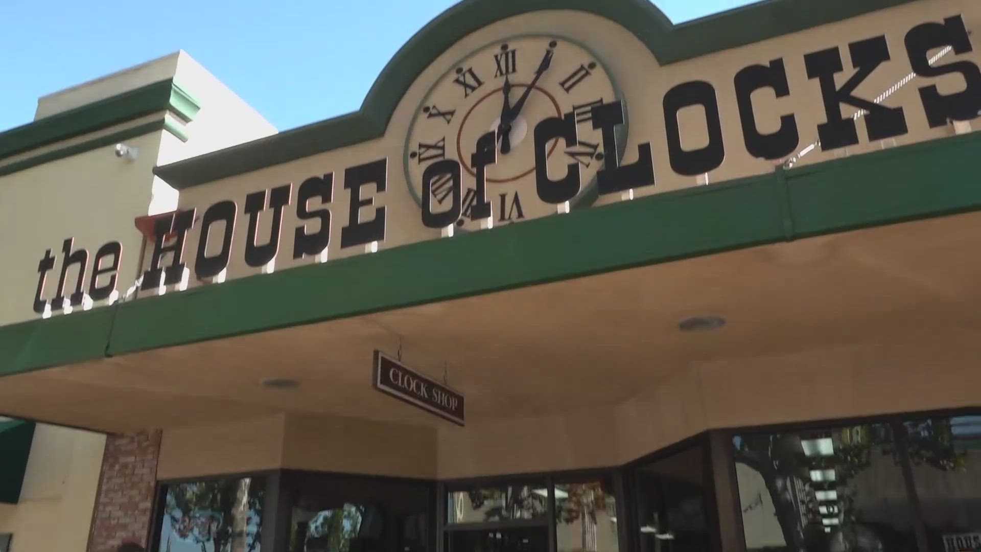 Lodi clock store prepares for the end of daylight saving time