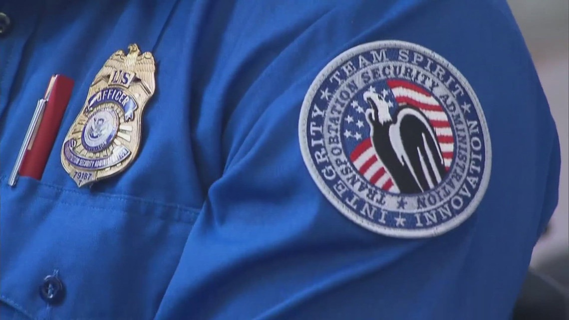 Sacramento TSA workers receive overdue pay amid government shutdown