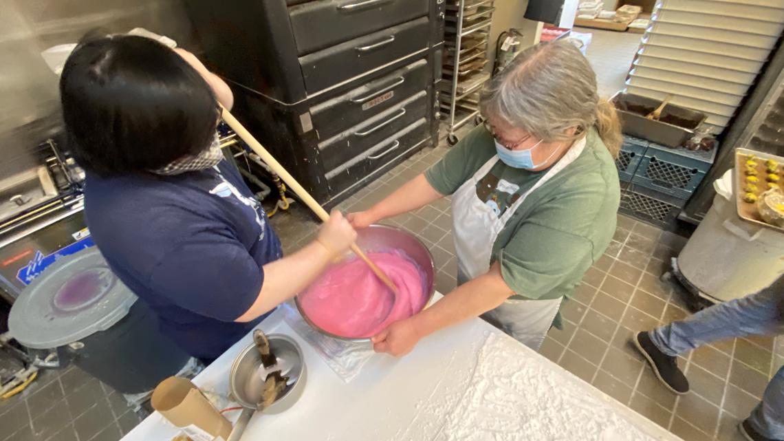Traditional Japanese treat keeps people lined up at Osaka-Ya - Vimarsana News