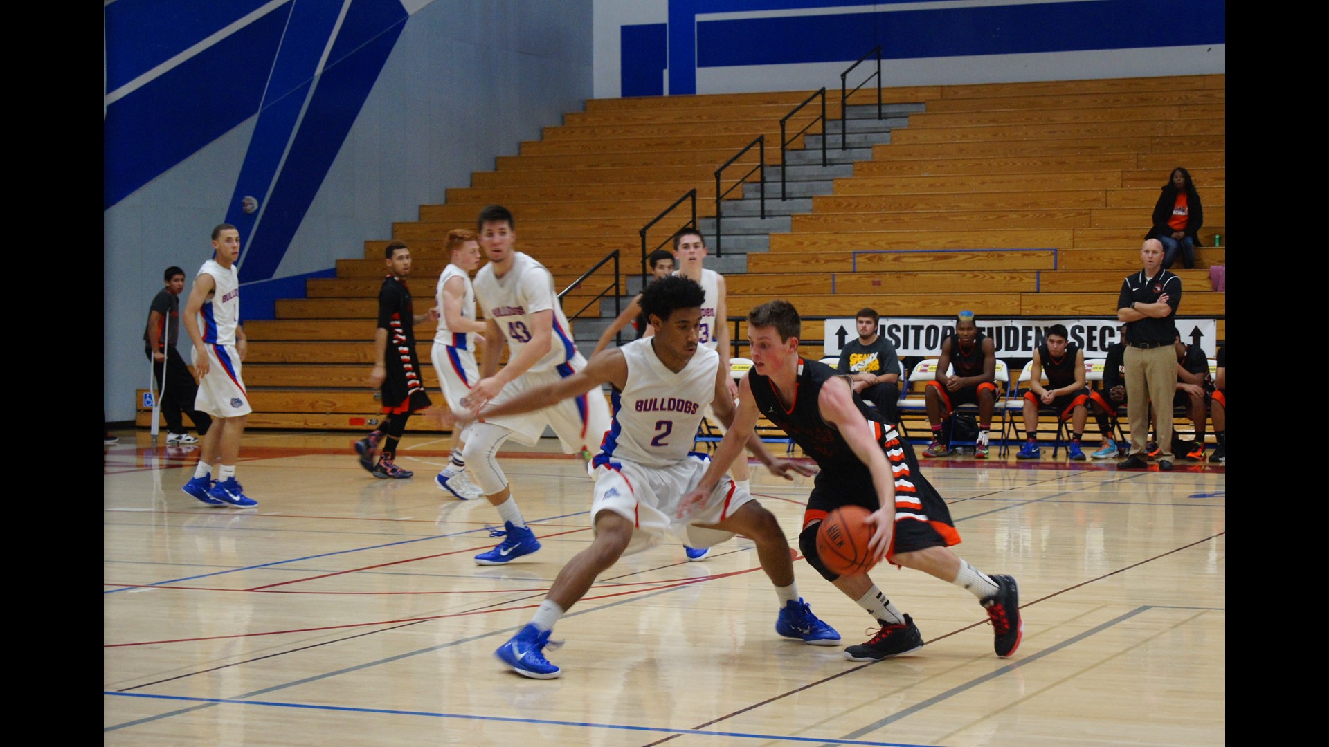 Folsom basketball undefeated in preseason