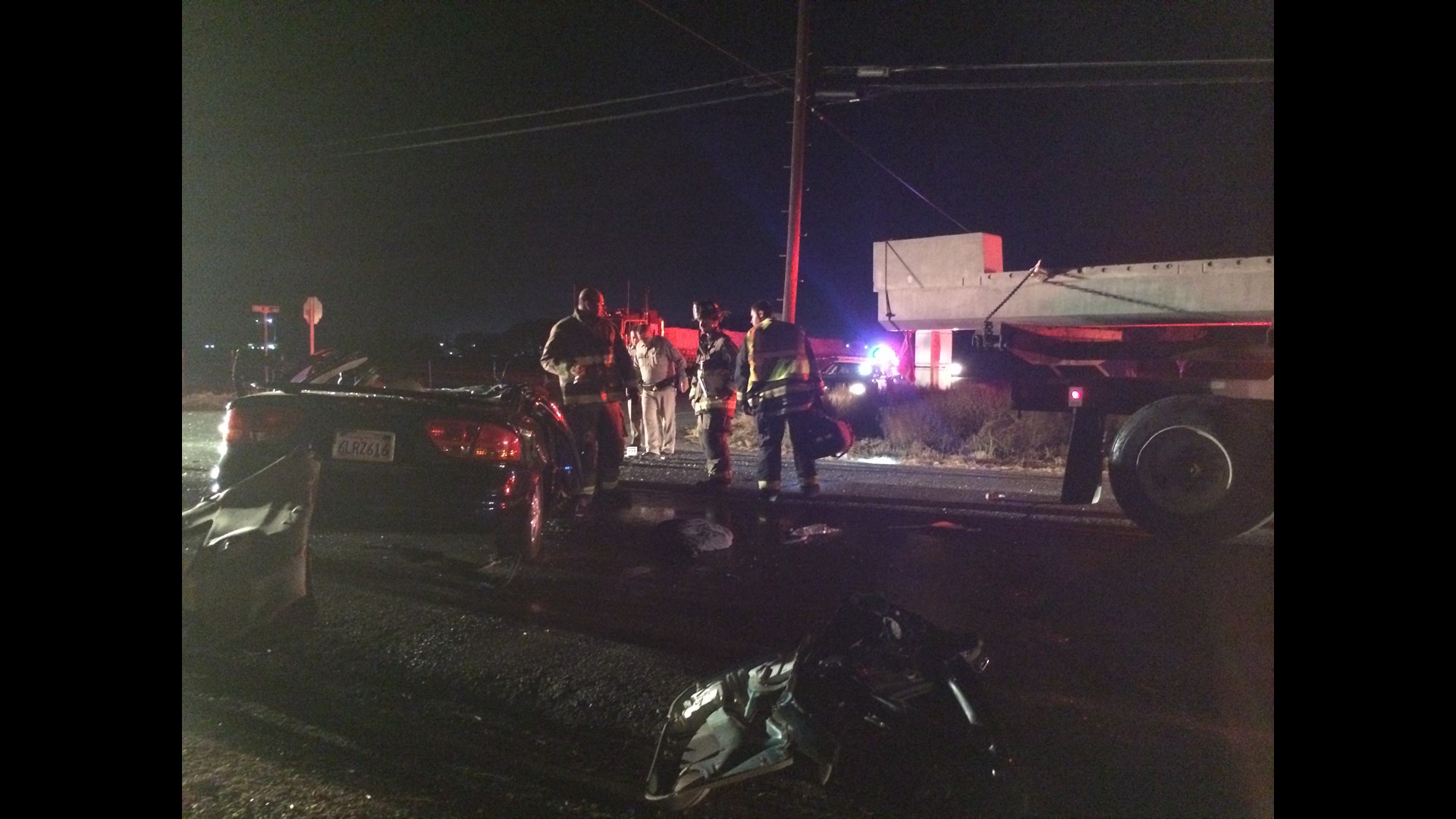 Photos from the scene: Car vs big rig crash in Yolo County | abc10.com