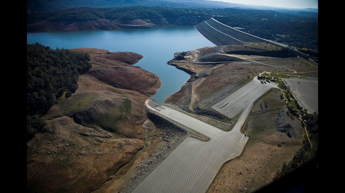 Kiewit gets $275 million contract to repair Oroville Dam Spillway ... - 277486354 1140x641