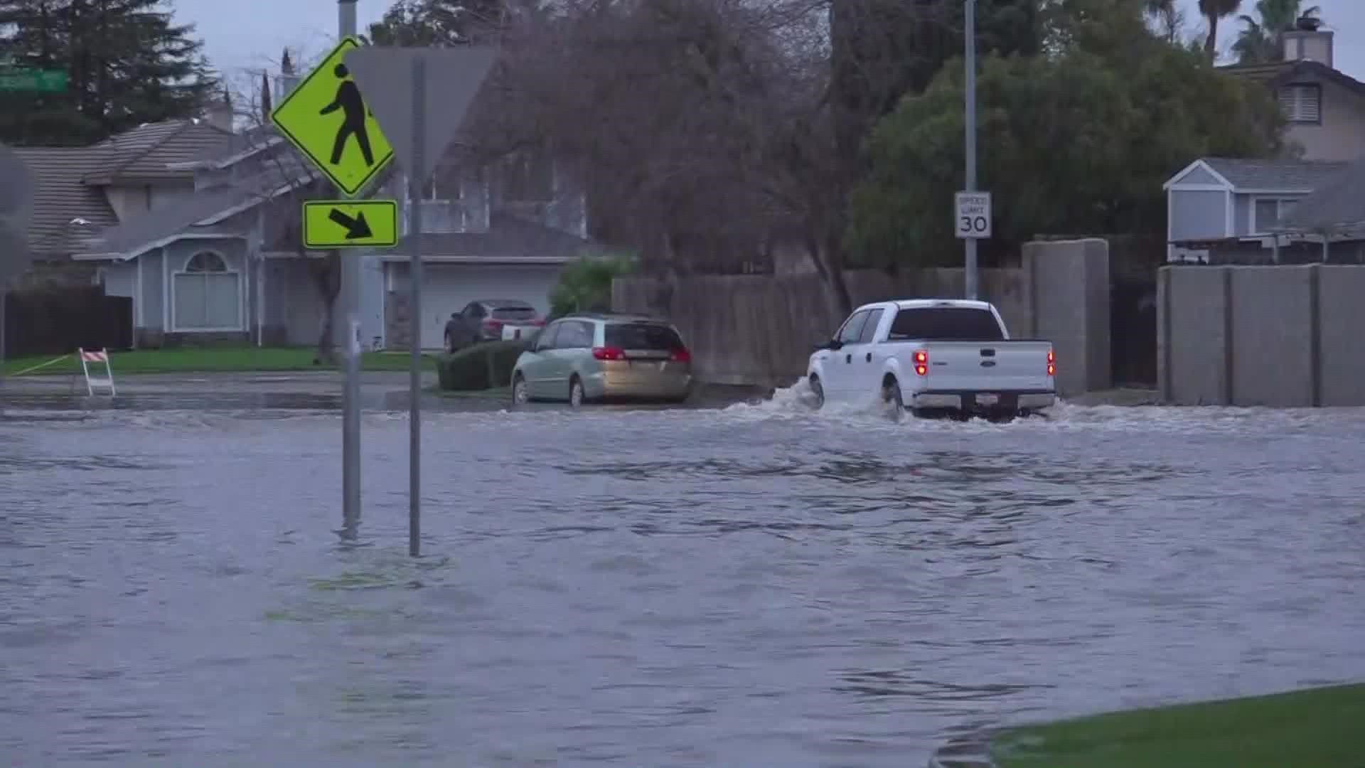 Central Stockton neighborhoods, streets flood