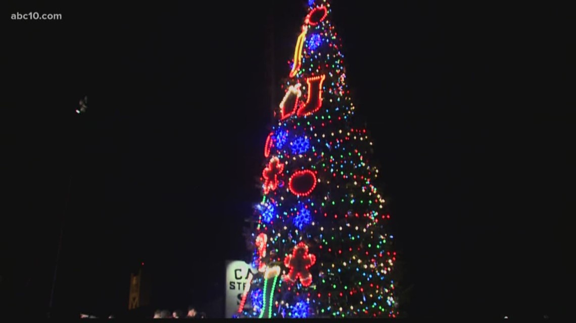 Old Sacramento Holiday Tree Lighting and Theater of Lights