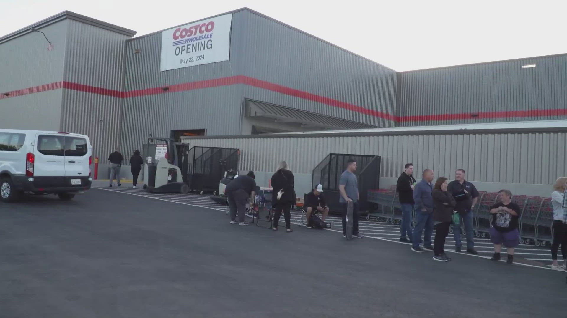 A new Costco is opening in Placer County. The long-awaited location in Loomis has long lines with excited shoppers ahead of the opening.