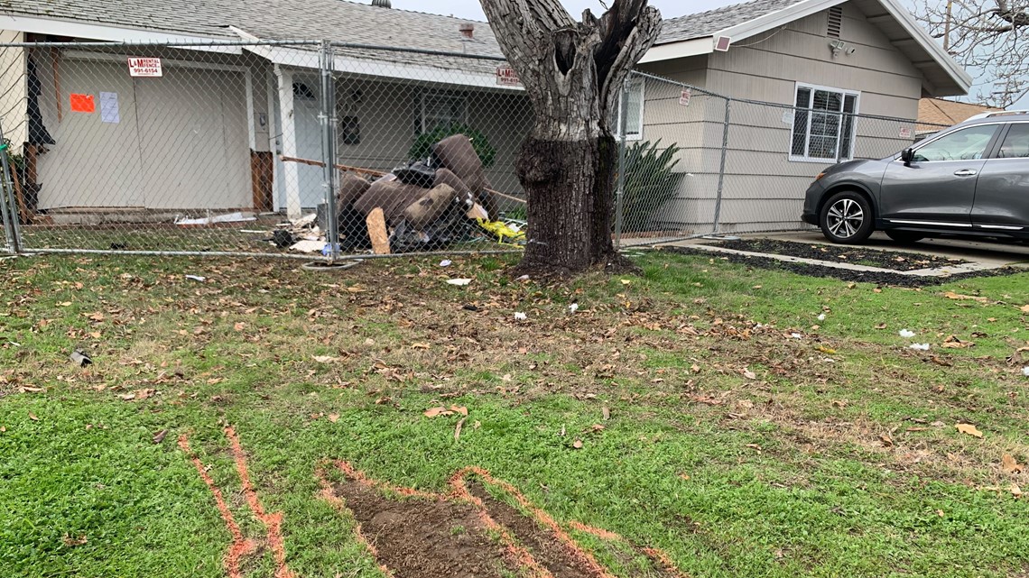 1 dead, 2 injured after car crashes into Rancho Cordova home
