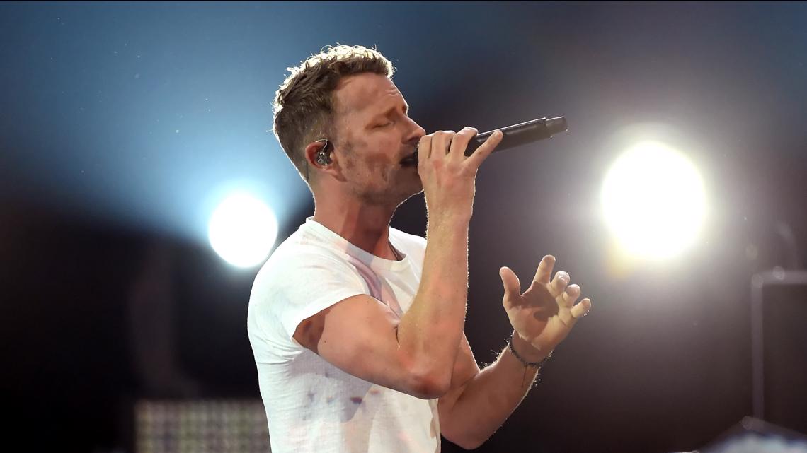 Dierks Bentley tickets at Toyota Amphitheatre on sale Friday | abc10.com