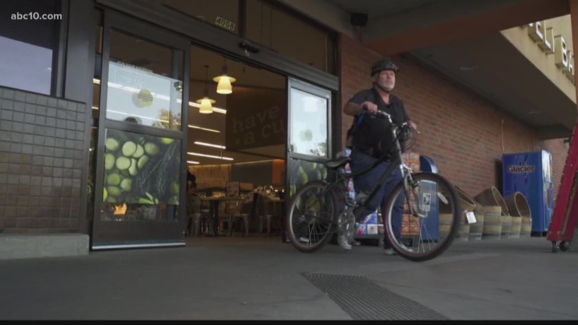 A recent Facebook post from the Roseville Police Department prompted the community of Roseville to step up and help a local grocery store employee.
