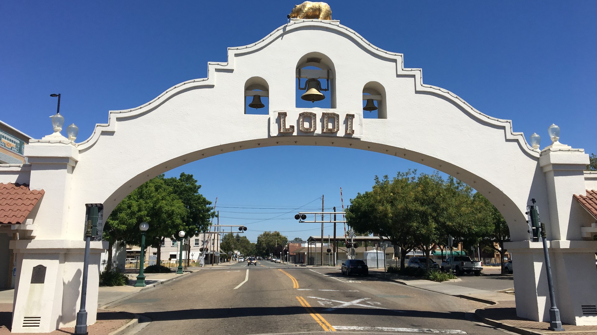 The 95240 zip code encompasses some of the most historic and scenic sights of Lodi, California. It is also one of the more popular places in the city where residents and guests can enjoy a night out on the town.