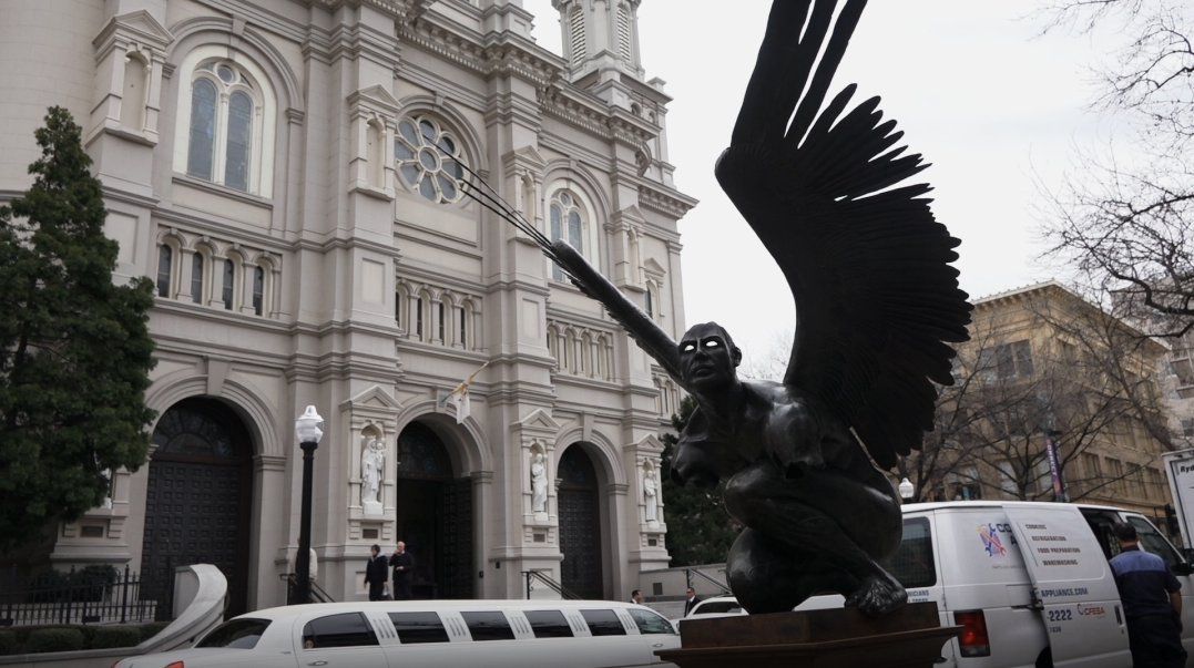 'Wings of the City' installed in downtown Sacramento