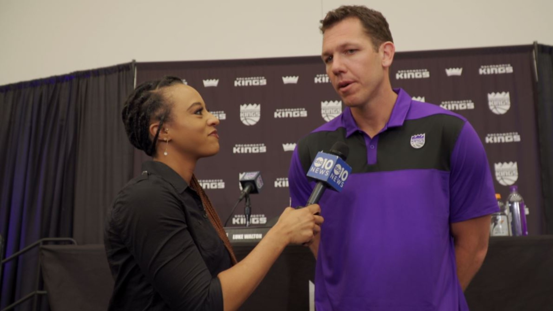 New Kings head coach Luke Walton speaks with ABC10's Lina Washington and Sean Cunningham about his desire to come to Sacramento, appealing to a Laker hating fan base, his coaching history and how he differs from his Hall-of-Fame father Bill Walton.