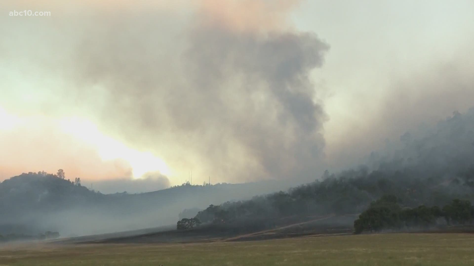 Firefighters spent the night trying to get control of the Walker Fire burning in Calaveras County. The fire has burned 1,000 acres with no containment.