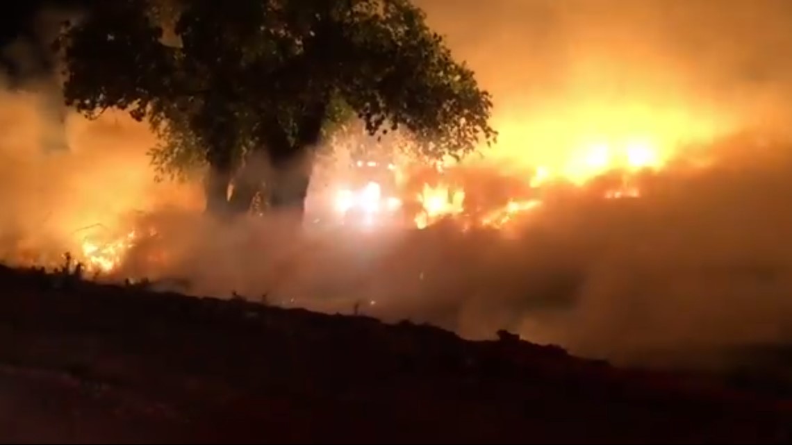 Fire burning in Rancho Cordova blankets part of Sacramento 