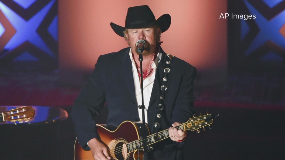 Toby Keith reveals cancer diagnosis | Top 10