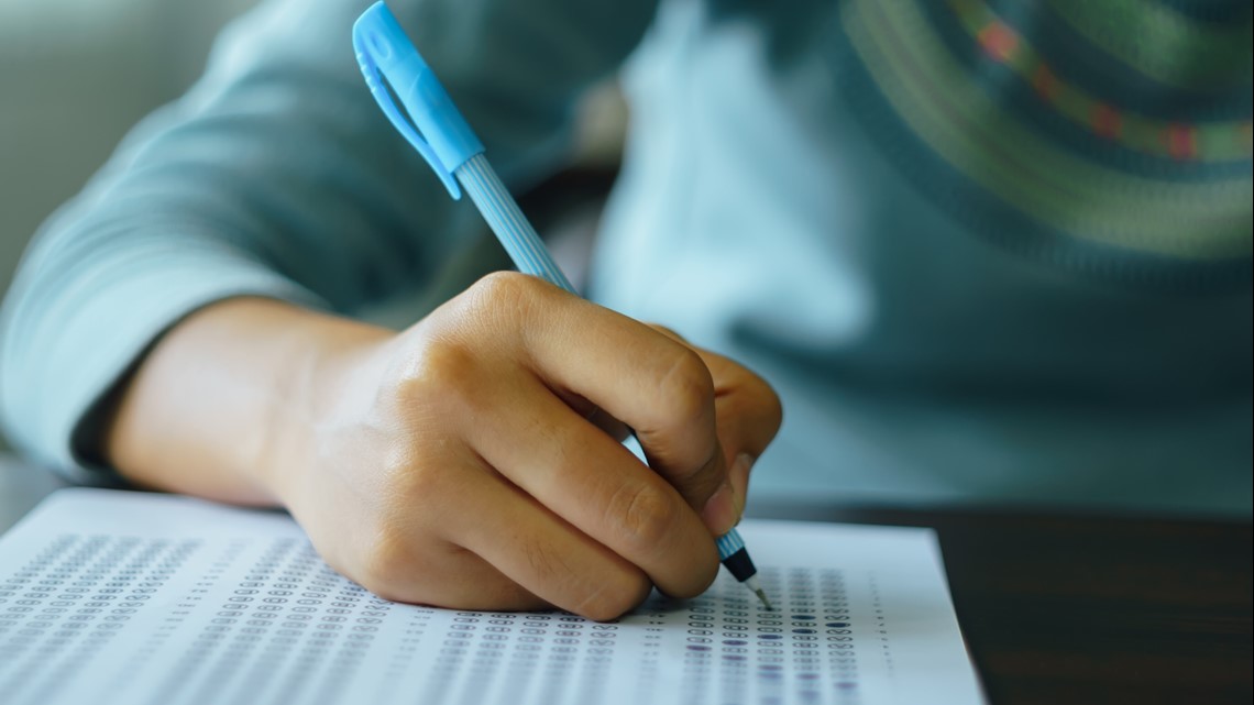 College professor sues student for posting final exam online - Vimarsana News