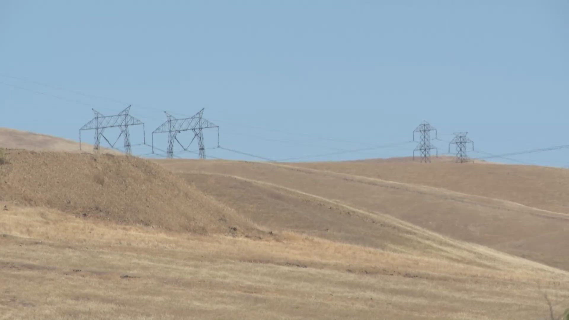 PG&E warns of possible power shutoffs as fire risk rises in Northern  California