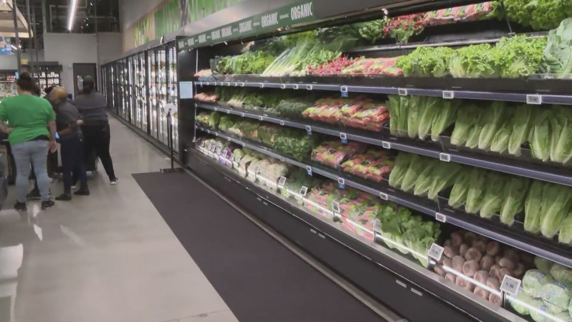 In Roseville, Amazon Fresh officially debuts its first Northern California store Thursday.