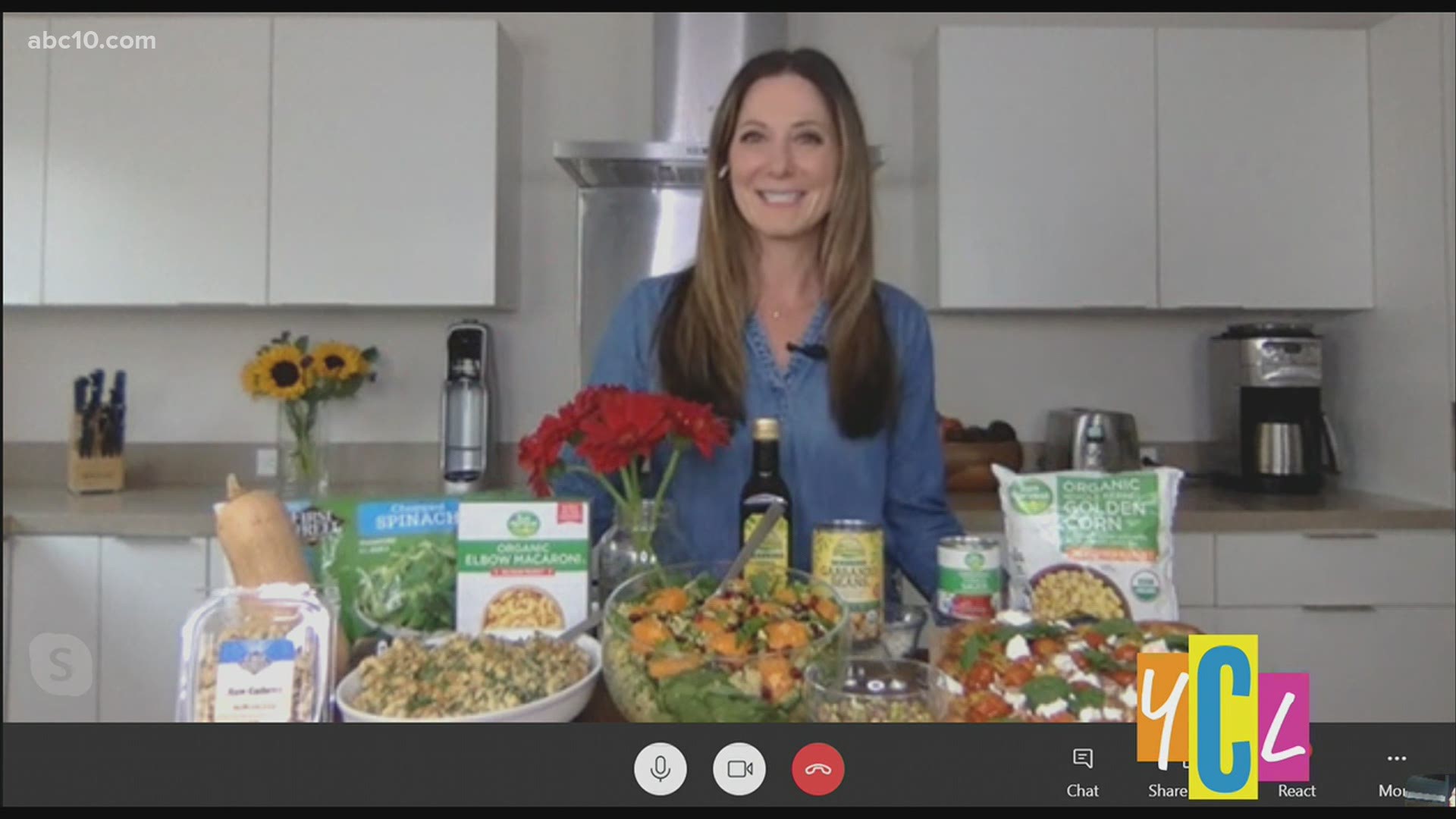 Registered Dietitian Patricia Bannon offers healthy, budget friendly options to enjoy a 'Meatless Monday' family meal. This segment is paid for by Smart & Final.