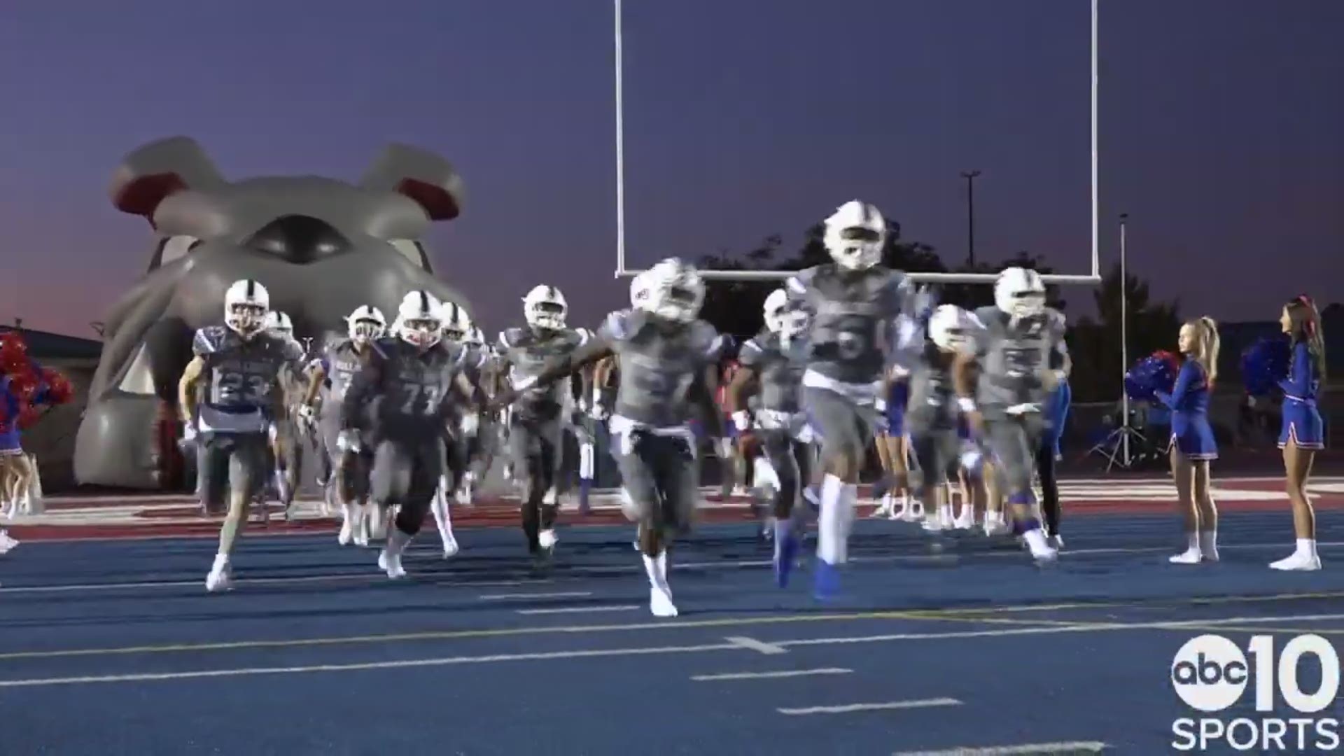 The folsom bulldogs survived an early scare from the Rocklin Thunder, but cruise to a 42-20 victory on Friday night, improving to 5-1 on the season.